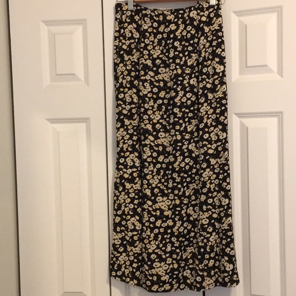 Midi skirt